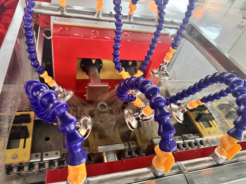 Magnetic particle inspection system for industrial ball housing defects