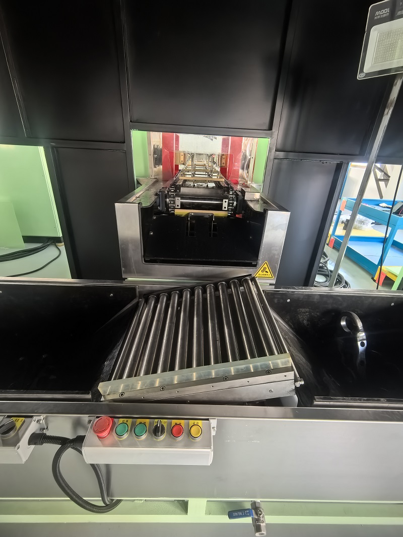 Industrial MPI process line for construction equipment parts