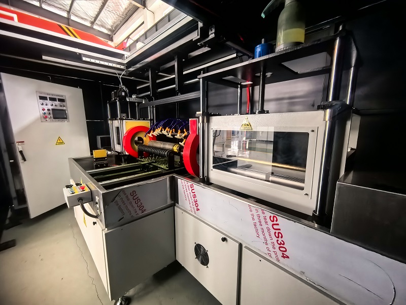 Side view of valve rod magnetic particle inspection machine with coil magnetization system